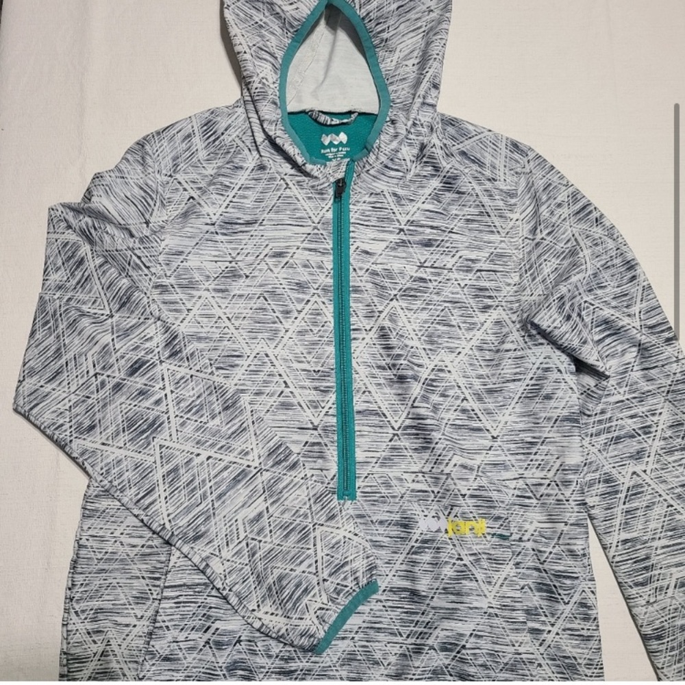 Janji Patterned Gray and Teal windbreaker